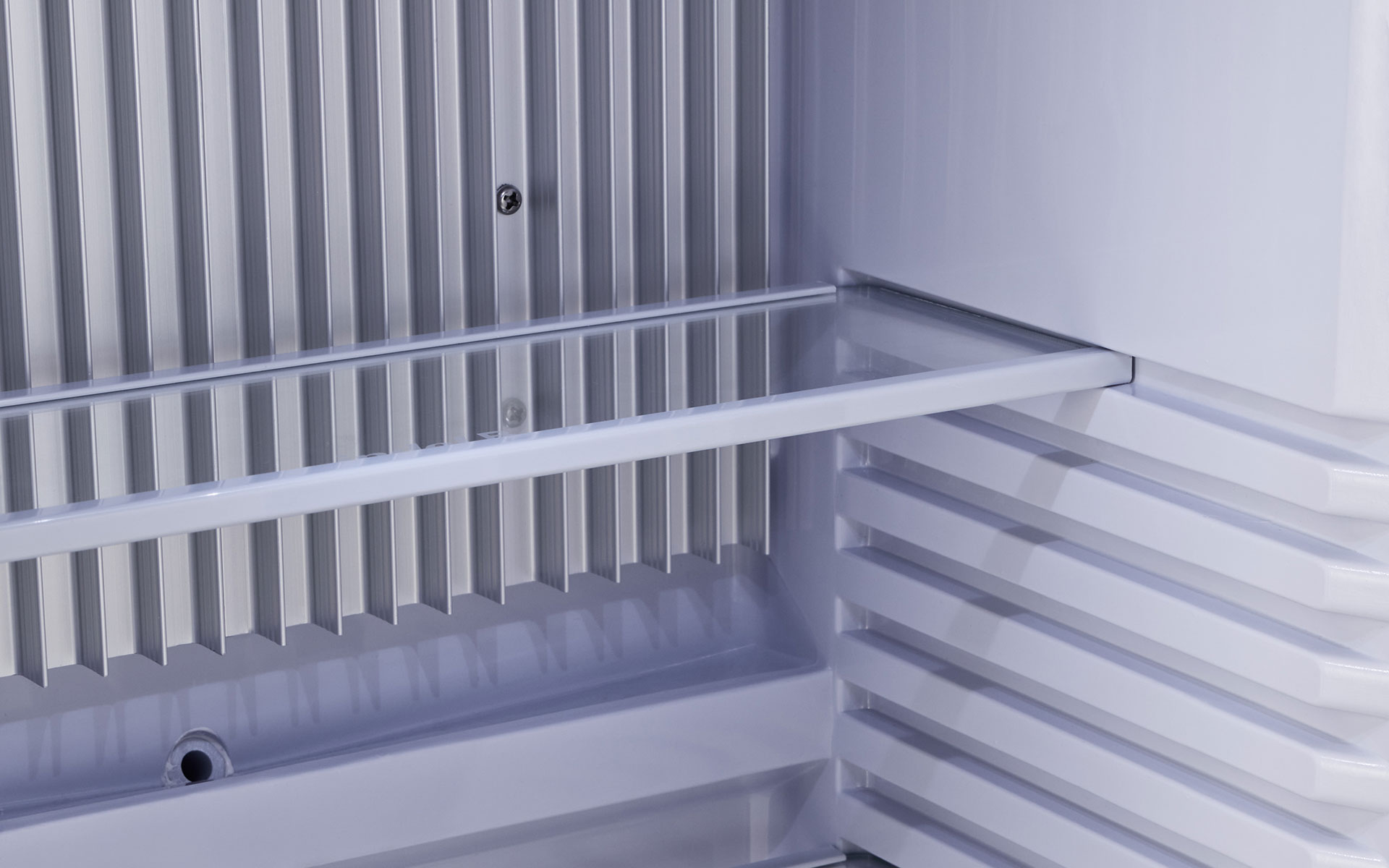 indel-b-hospitality-iceberg-40-plus-minibar-40-l-noir-absorption image 6