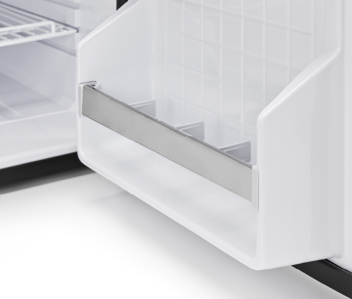 indel-b-adventure-el65-glaci-re-65-l-inox image 4