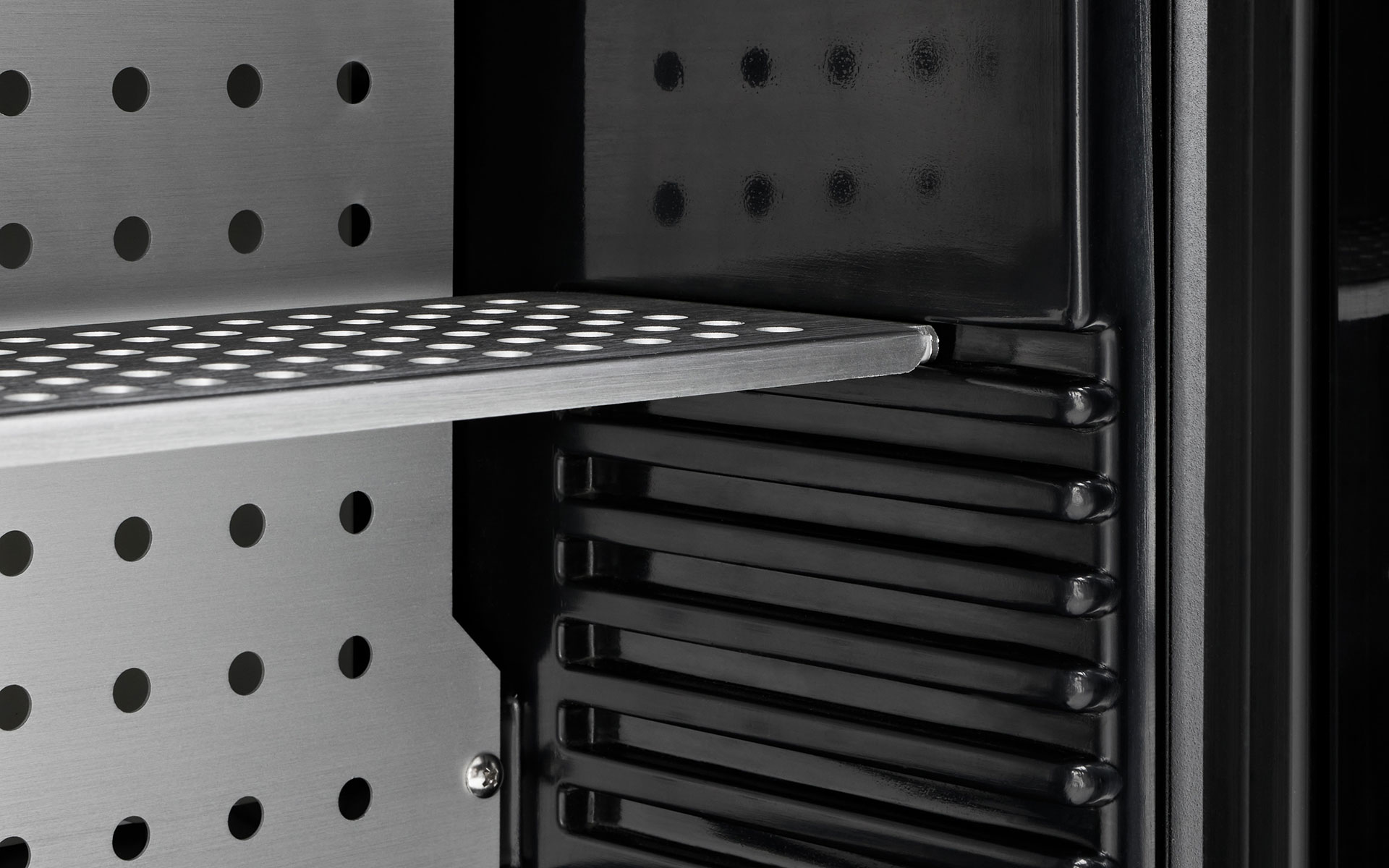 indel-b-hospitality-k20-ecosmart-pv-minibar-20-l-noir image 5