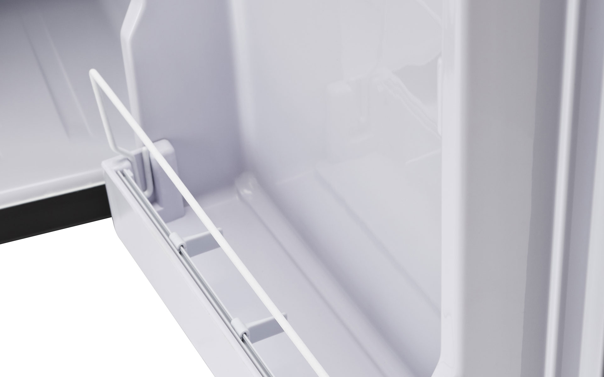 indel-b-hospitality-iceberg-30-plus-minibar-30-l-noir image 5